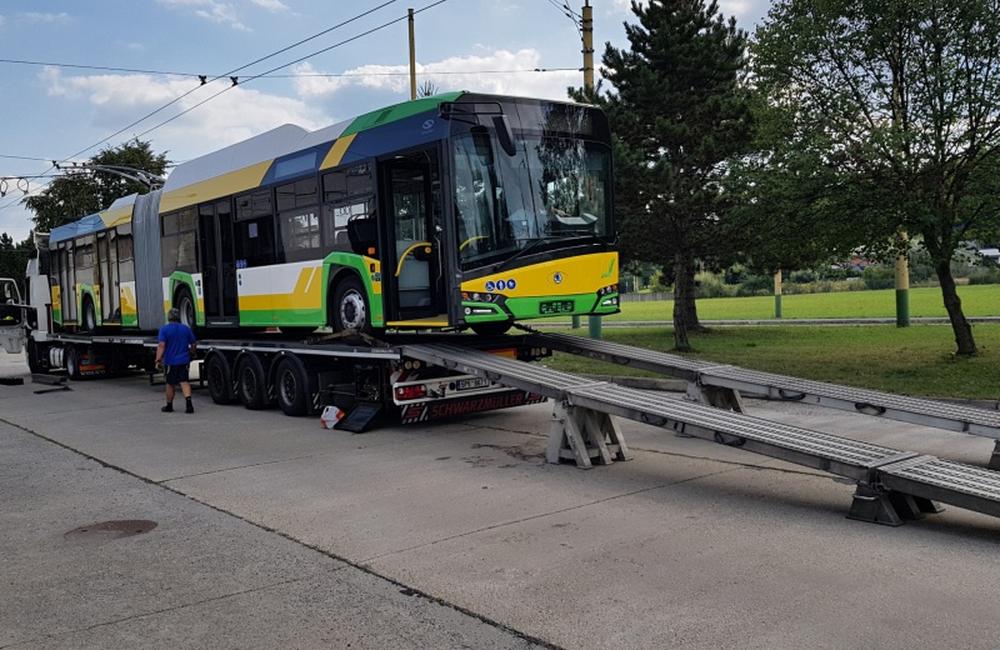 Nový trolejbus DPMŽ , foto 4