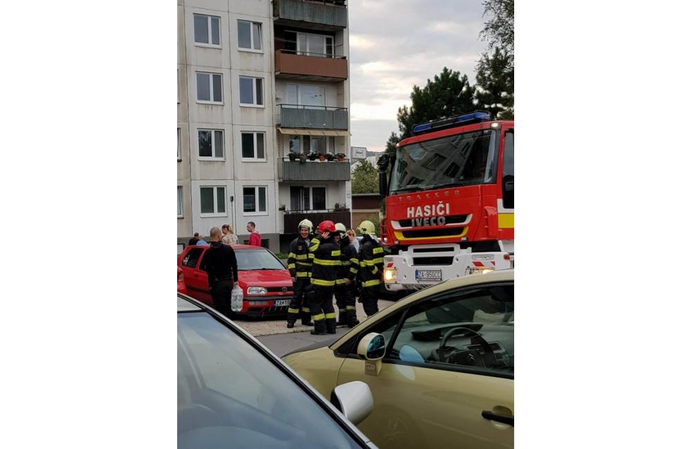 V byte na ulici Revolučná vybuchol plyn, na mieste sú hasiči aj záchranná služba, foto 14