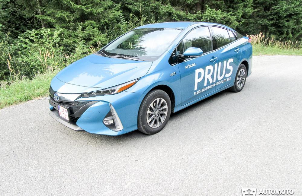 Redakčný test: Toyota Prius Plug-in Hybrid , foto 4