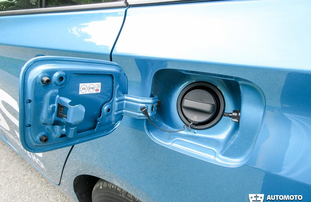 Redakčný test: Toyota Prius Plug-in Hybrid , foto 20
