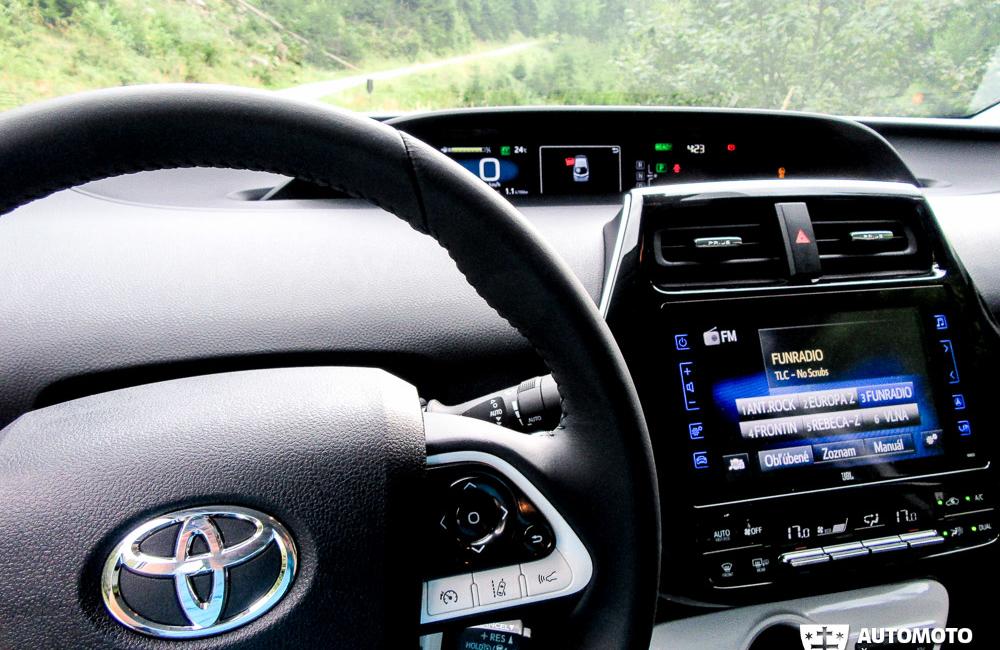 Redakčný test: Toyota Prius Plug-in Hybrid , foto 43