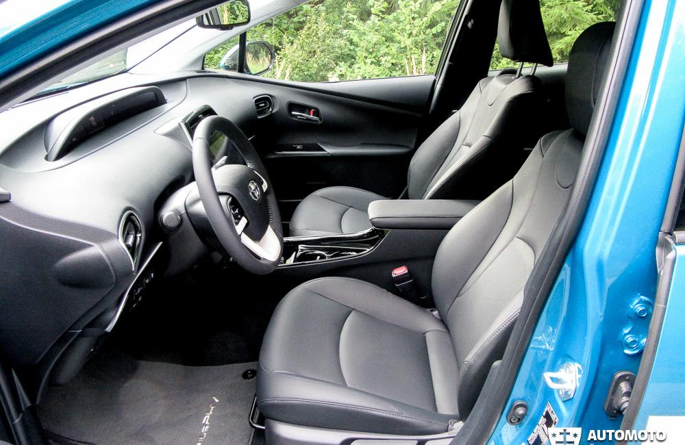 Redakčný test: Toyota Prius Plug-in Hybrid , foto 58