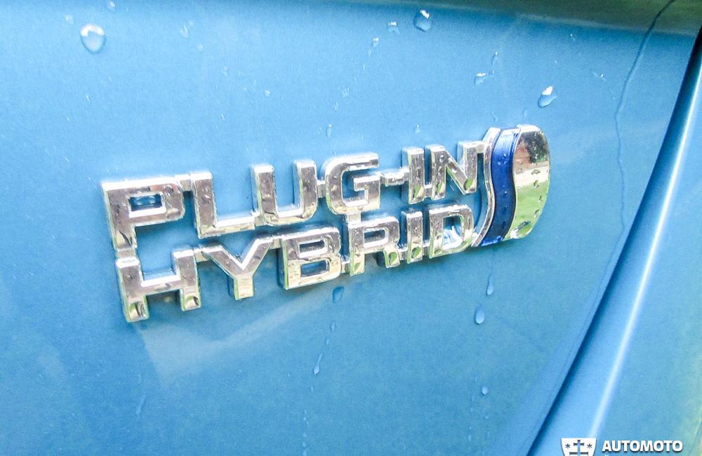 Redakčný test: Toyota Prius Plug-in Hybrid , foto 83