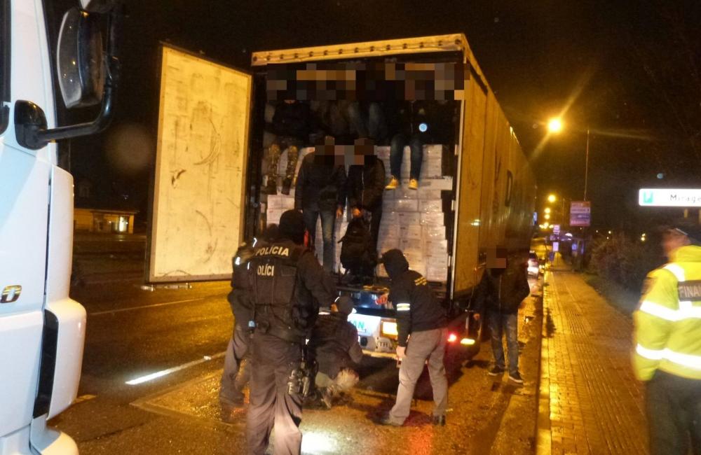 Budatín zadržanie migrantov - 14. november 2017, foto 5