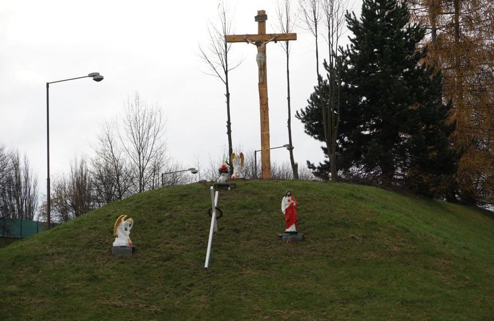 Najväčší drevený kríž v Žiline - Nemocničná ulica, foto 8