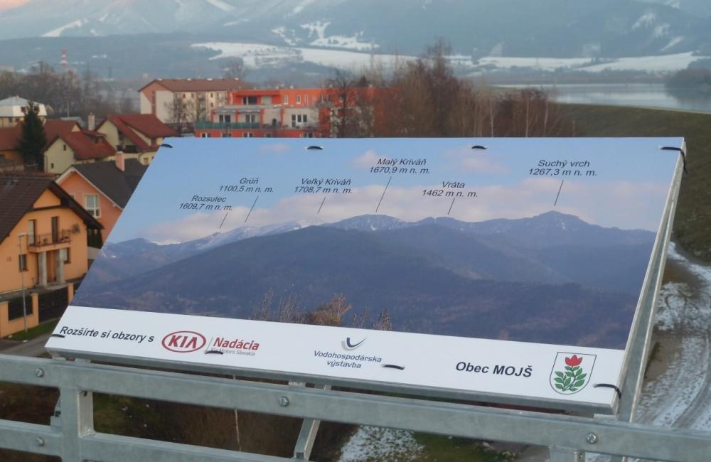 FOTO: Na vyhliadke na Vodnom diele v Žiline pribudli aj informačné tabule s okolitými vrchmi, foto 2