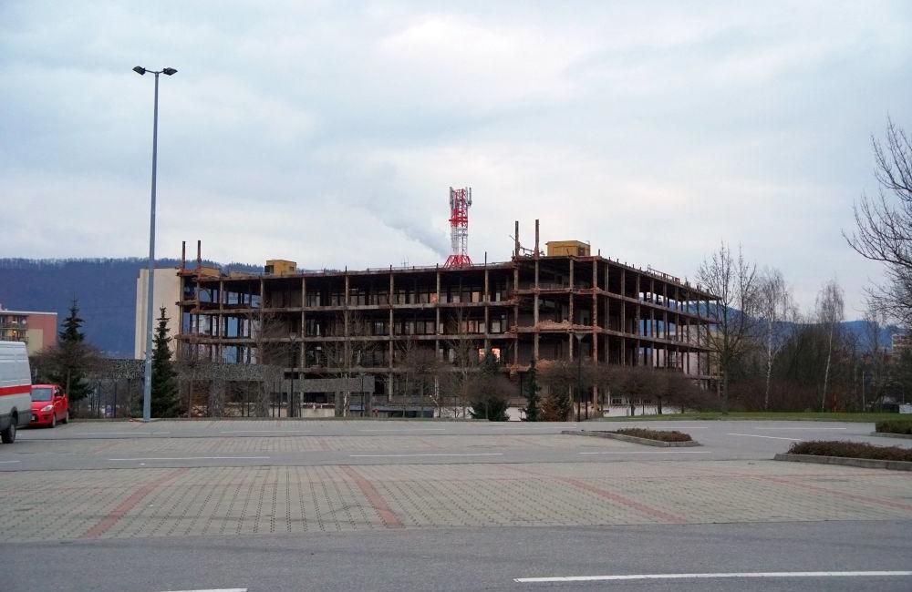 Aktuálny stav prác na prestavbe administratívnej budovy na ulici Obchodná, sídlisko Vlčince, foto 4