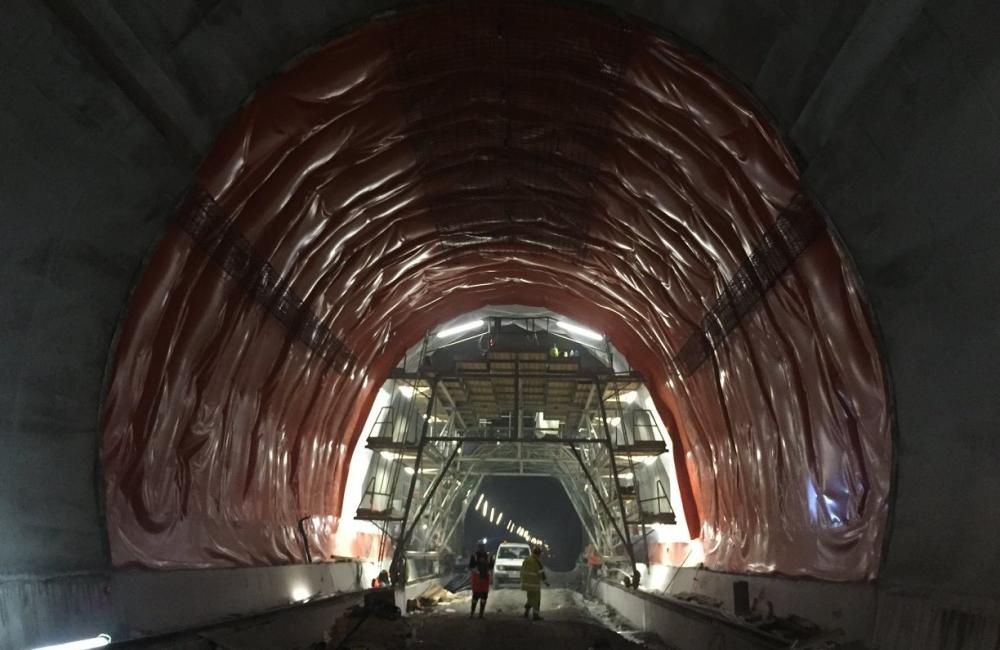 NDS zverejnila 9. februára aktuálne fotografie z tunela Višňové, foto 3