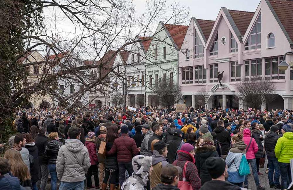 FOTO: Pochod Postavme sa za slušné Slovensko v Žiline 9. marec 2018, foto 2