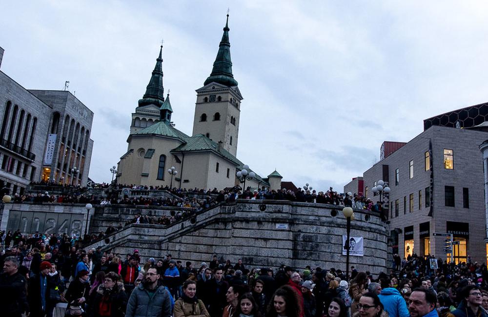 FOTO: Pochod Postavme sa za slušné Slovensko v Žiline 9. marec 2018, foto 24