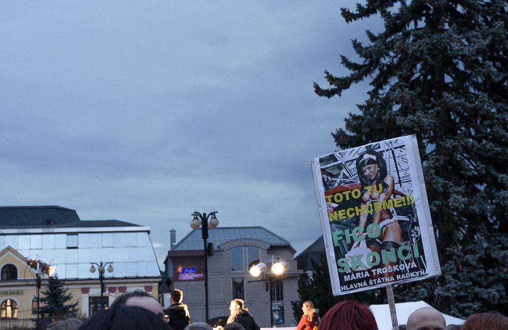 FOTO: Pochod Postavme sa za slušné Slovensko v Žiline 9. marec 2018, foto 30