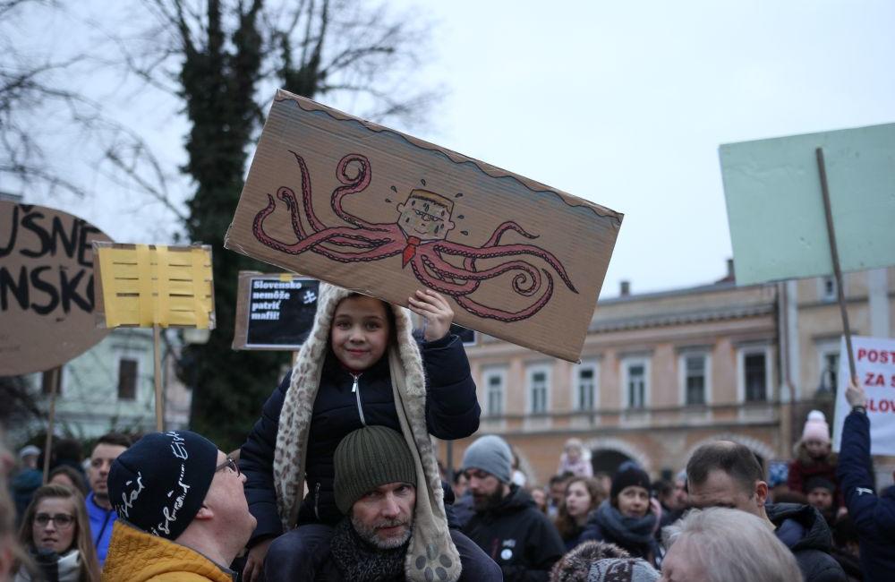 FOTO: Pochod Postavme sa za slušné Slovensko v Žiline 9. marec 2018, foto 13