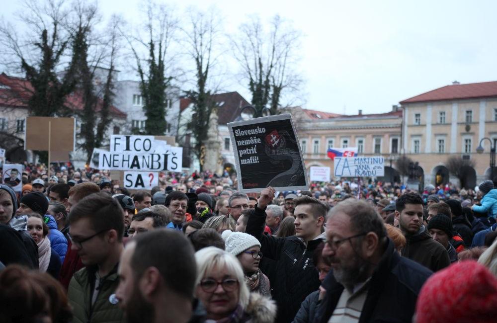 FOTO: Pochod Postavme sa za slušné Slovensko v Žiline 9. marec 2018, foto 17