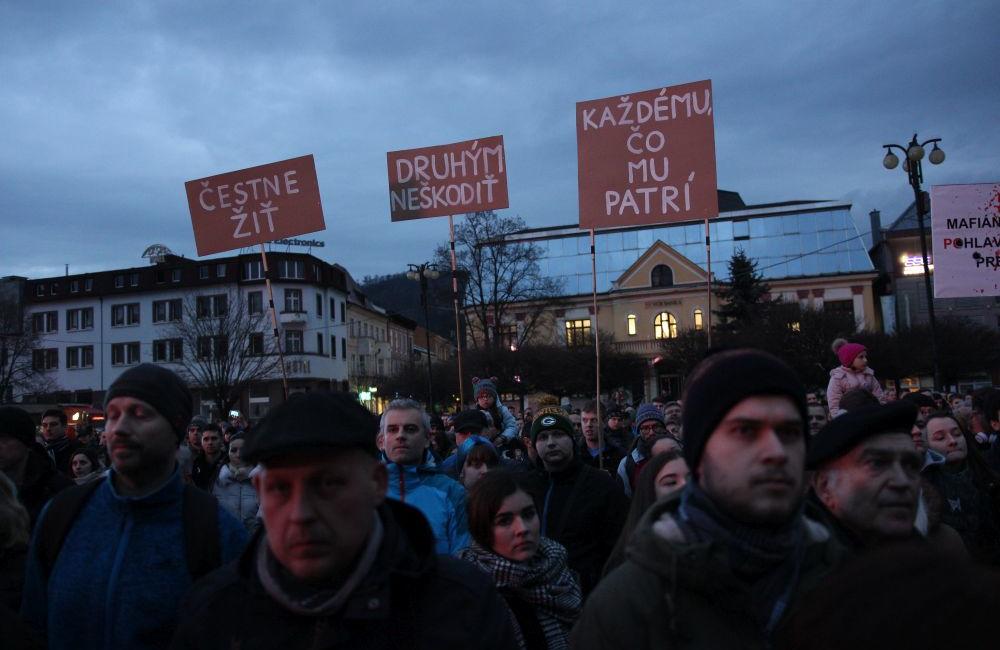 FOTO: Pochod Postavme sa za slušné Slovensko v Žiline 9. marec 2018, foto 73