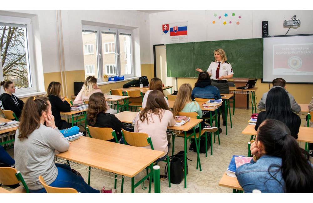 Žilinská polícia vykonáva v rámci prevencie vzdelávanie verejnosti, foto 4