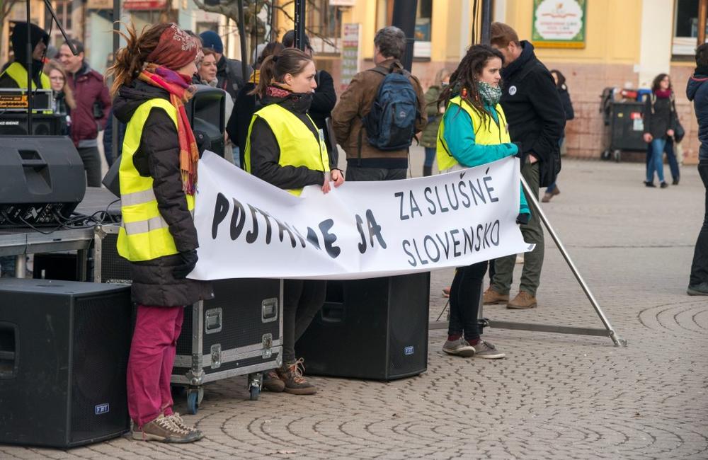 FOTO: Tretí žilinský pochod Za slušné Slovensko - 23. marec 2018, foto 23
