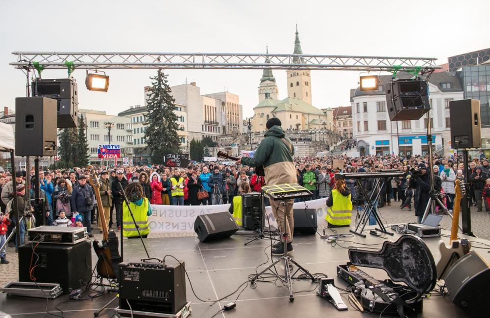 FOTO: Tretí žilinský pochod Za slušné Slovensko - 23. marec 2018, foto 32