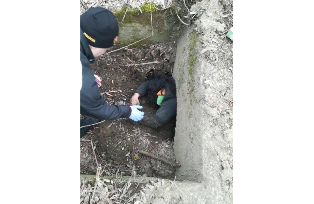 Žena zaseknutá v šachte pri Brodne, foto 3
