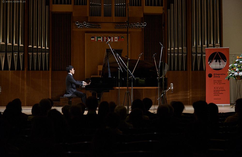 FOTO: Klavírny recitál 17.4.2018 - Yu Nitahara, klavír (Japonsko), foto 6