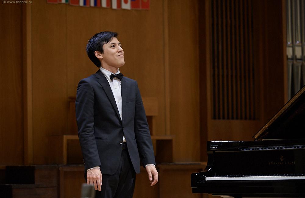 FOTO: Klavírny recitál 17.4.2018 - Yu Nitahara, klavír (Japonsko), foto 8