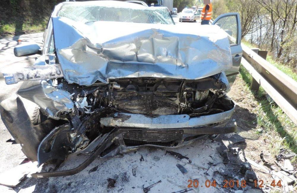 Dopravná nehoda v obci Povina - 20.4.2018, foto 3