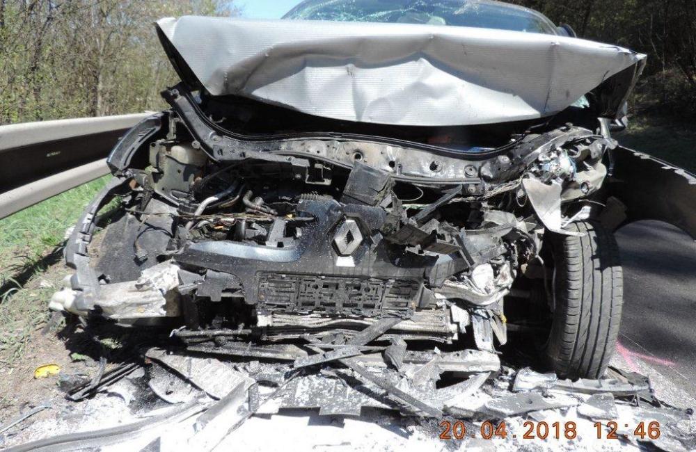 Dopravná nehoda v obci Povina - 20.4.2018, foto 4