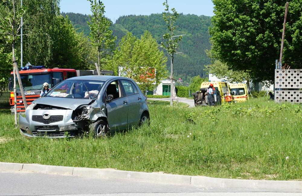 Dopravná nehoda na sídlisku Vlčince, ulica Obežná - 6.5.2018, foto 5