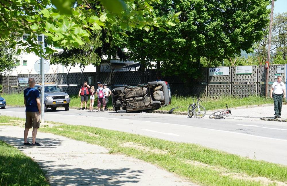 Dopravná nehoda na sídlisku Vlčince, ulica Obežná - 6.5.2018, foto 12