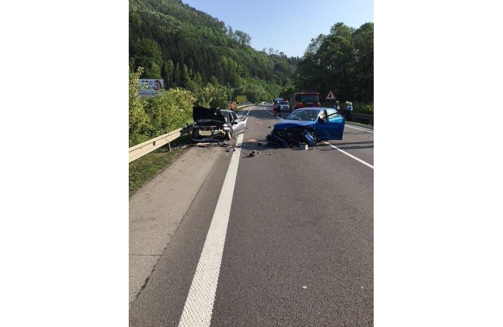 Vážna dopravná nehoda pri mestskej časti Žilina - Brodno 19.5.2018, foto 2