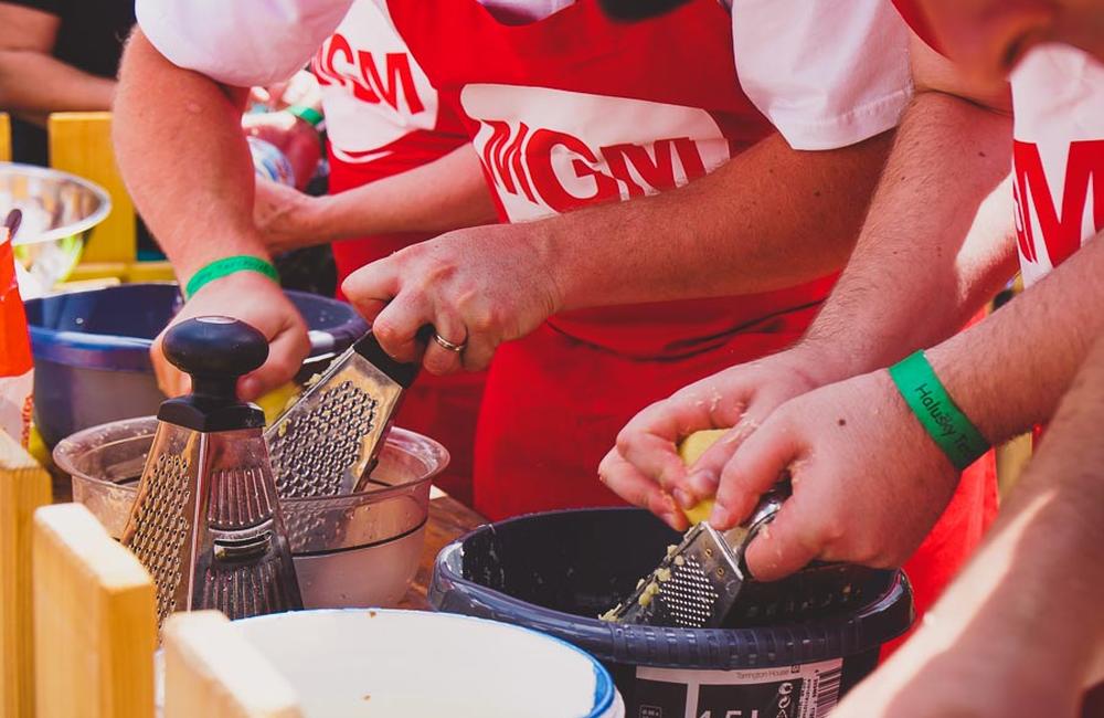 FOTO: MS vo varení a jedení bryndzových halušiek v Terchovej 2018, foto 10