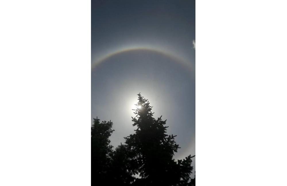FOTO: Nad Žilinou sa dnes objavila kruhová dúha, foto 1