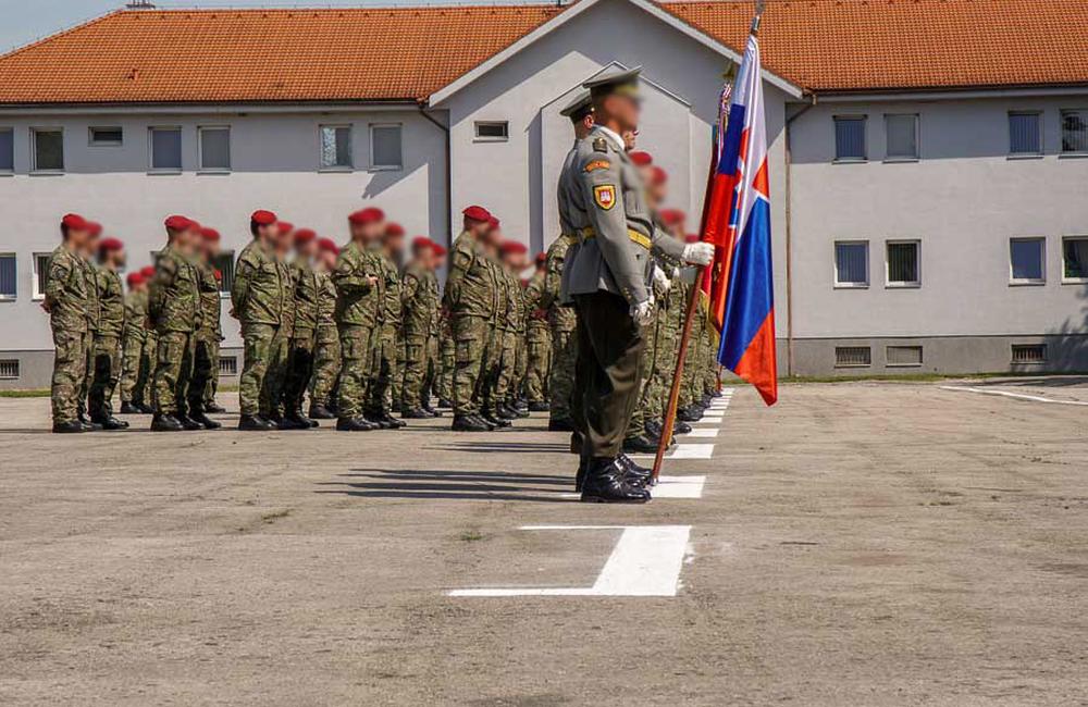 5. pluk špeciálneho určenia v Žiline - slávnostný ceremoniál 25. výročie, foto 12