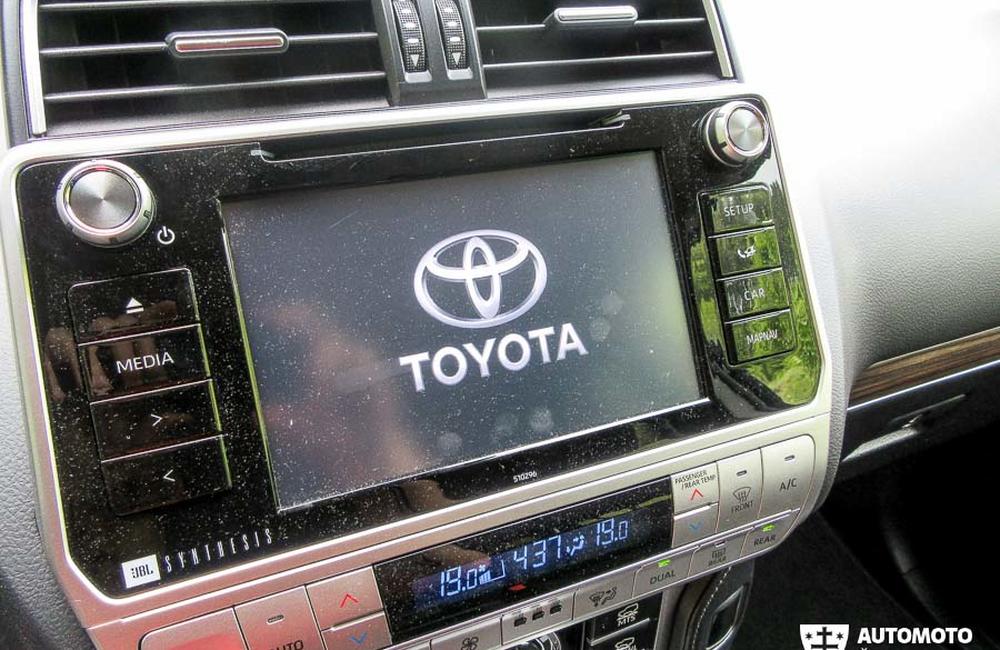 Redakčný test Toyota Land Cruiser, foto 48