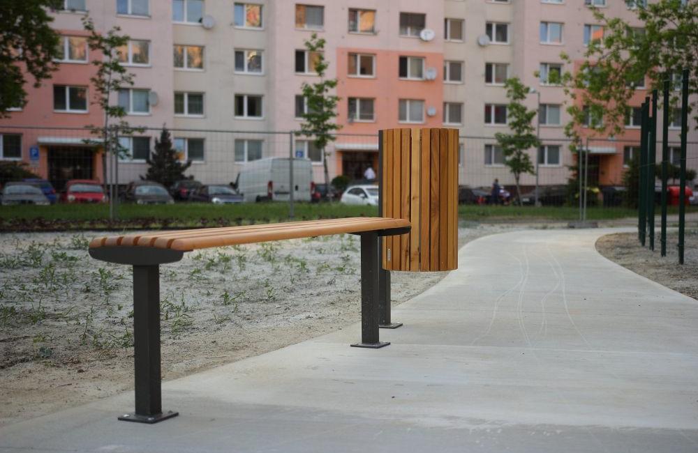 Sad Dobšinského na sídlisku Žilina - Vlčince, foto 2