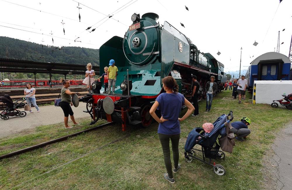 FOTO: Do Žiliny zavítal historický vlak s vozňami československých prezidentov, foto 12