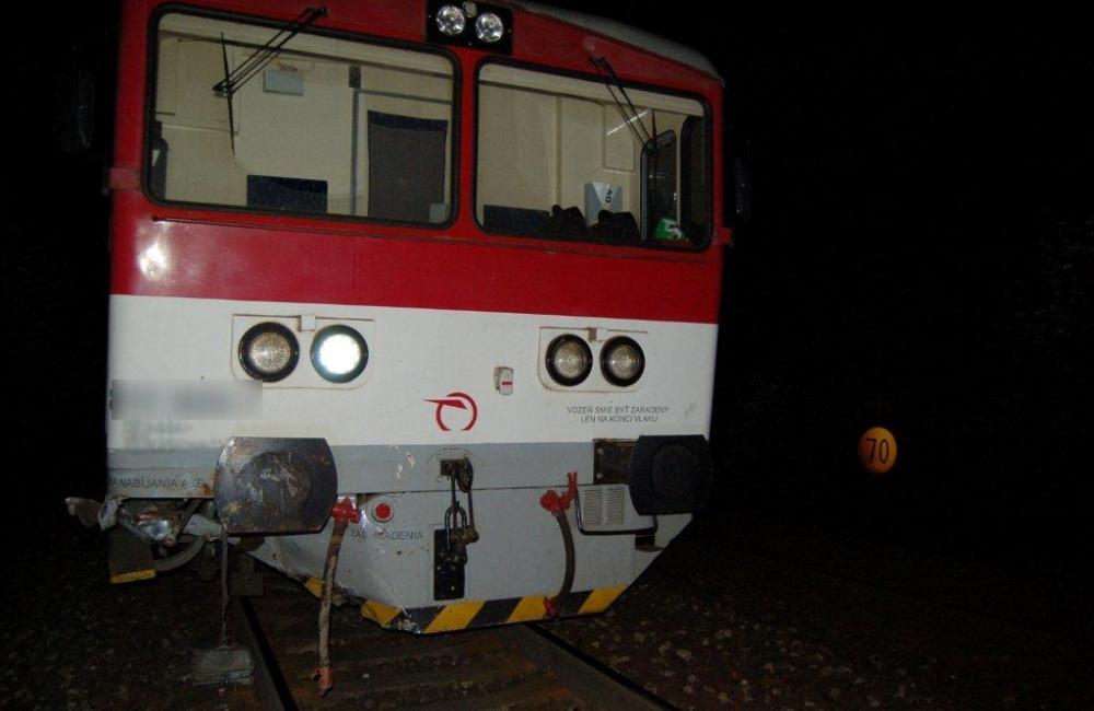 FOTO: Zrážka vlaku s traktorom v obci Svrčinovec 20.7.2018, foto 3