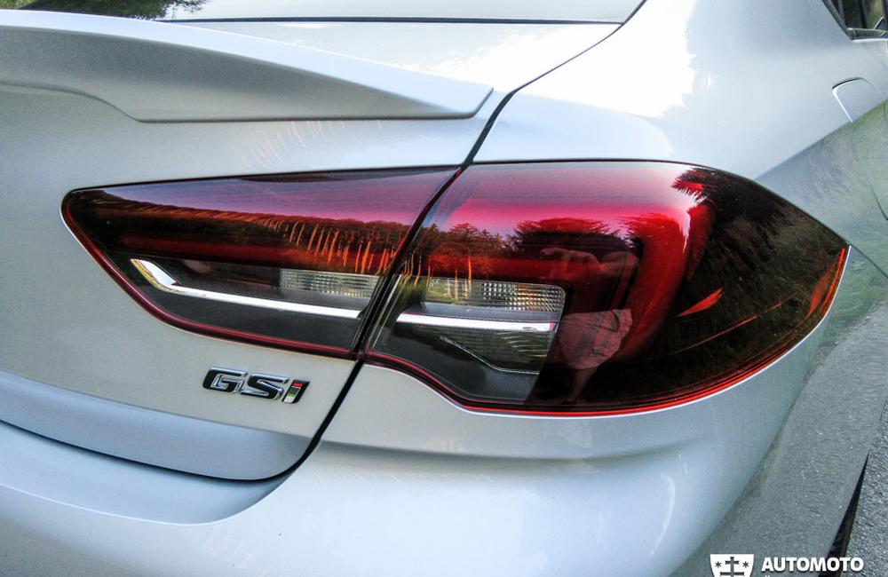 Redakčný test Opel Insignia GSi Grand Sport, foto 11