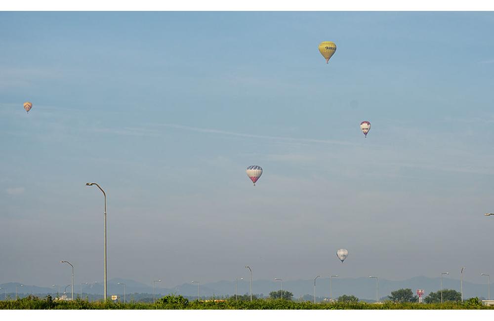 FOTO: Rajecká balónová fiesta štartovala dnes ráno pri Žiline, foto 17