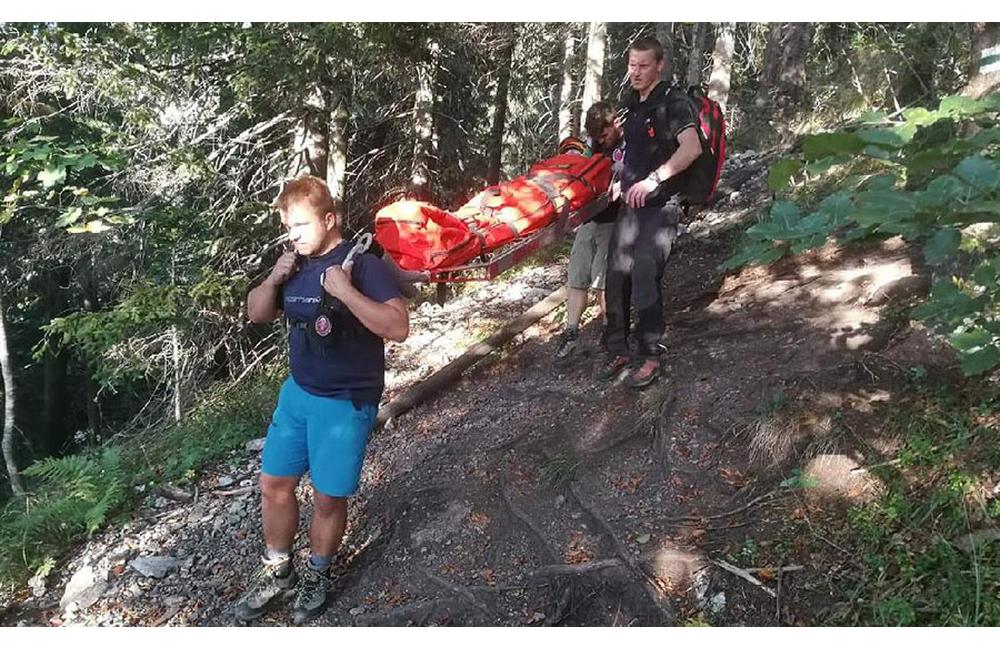 Horská záchranná služba pomáhala zranenej žene v Malej Fatre 21.9.2018, foto 3