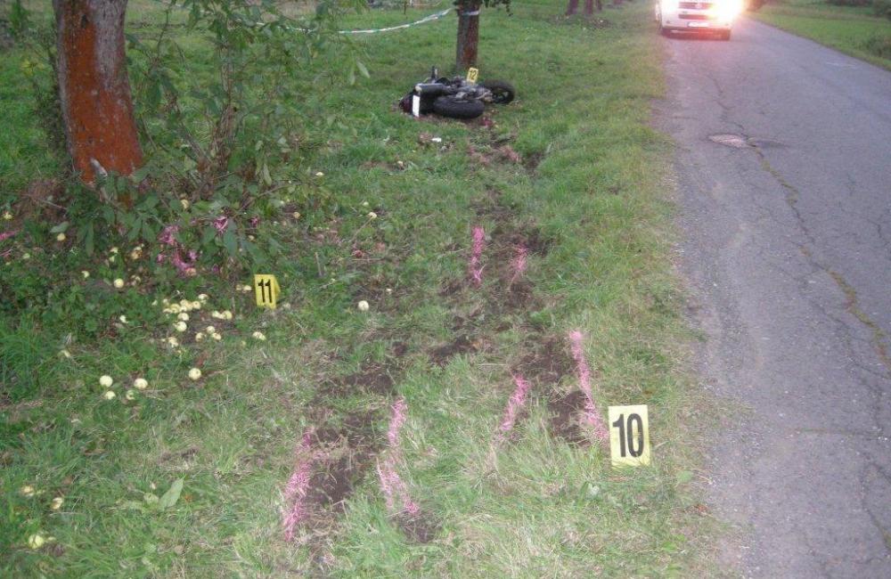 Tragická nehoda 24_ročného motocyklistu v okrese Liptovský Mikuláš 1.10.2018, foto 3