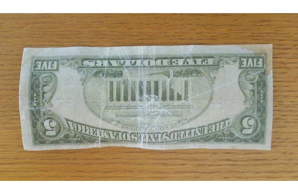 Falošné dolárové bankovky v Žiline, foto 4