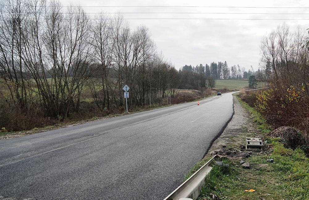 FOTO: Hôrecká cesta má od dnes nový asfaltový koberec, foto 1