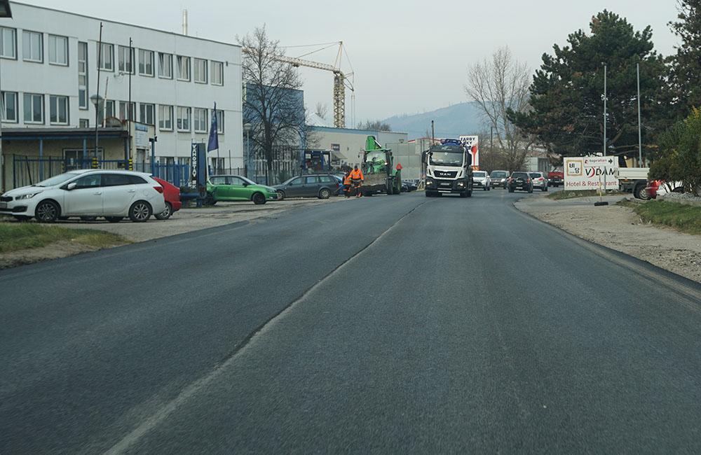 FOTO: Nový asfaltový koberec už aj na Kamennej ulici, foto 5