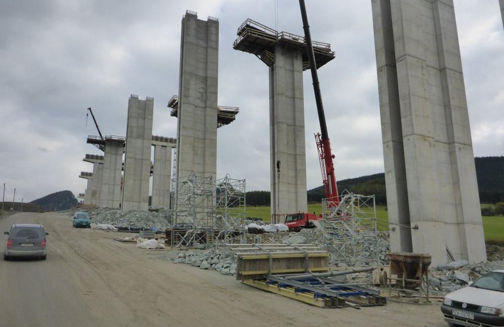 NDS zverejnila októbrové fotografie z výstavby úseku D1 Lietavská Lúčka - Višňové, foto 12