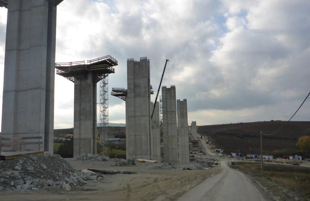 NDS zverejnila októbrové fotografie z výstavby úseku D1 Lietavská Lúčka - Višňové, foto 13