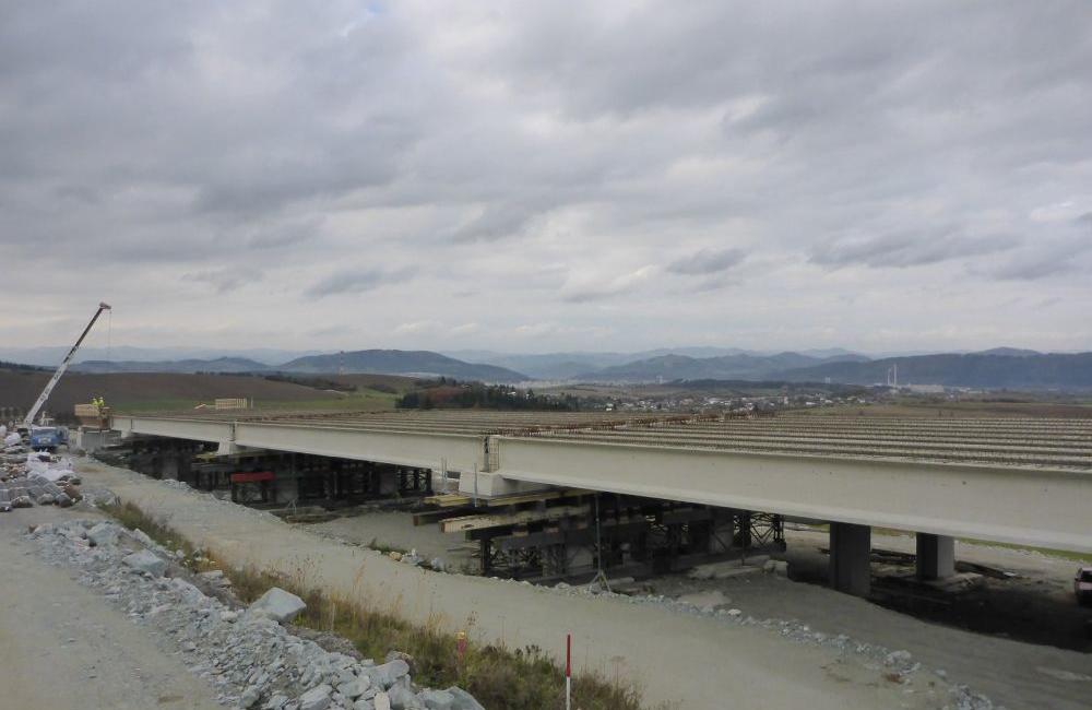 NDS zverejnila októbrové fotografie z výstavby úseku D1 Lietavská Lúčka - Višňové, foto 15