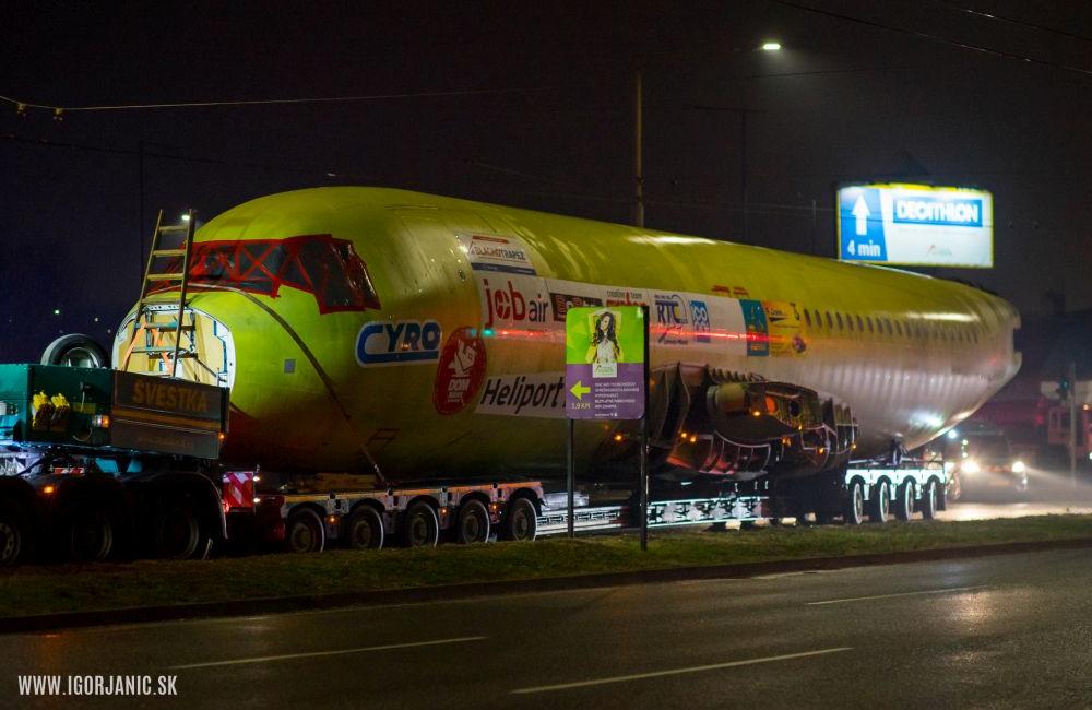 FOTO: Konvoj s lietadlom Airbus A320 prešiel cez Žilinu, foto 21