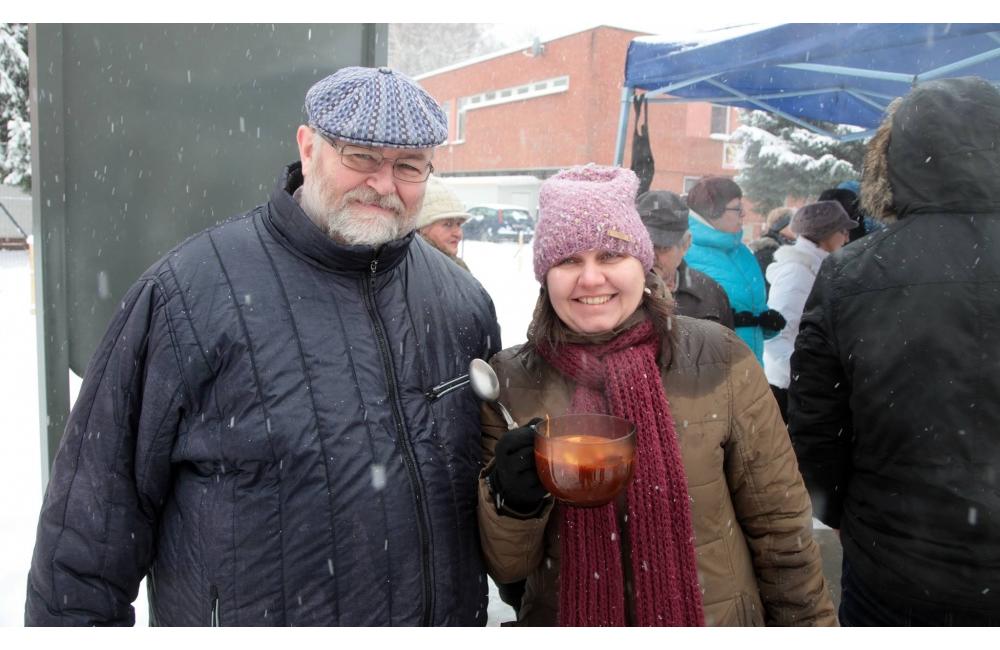 FOTO: Na novoročnom matiné v Dobšinského sade vydali 150 porcií boršču, jedlo bolo vegánske, foto 19