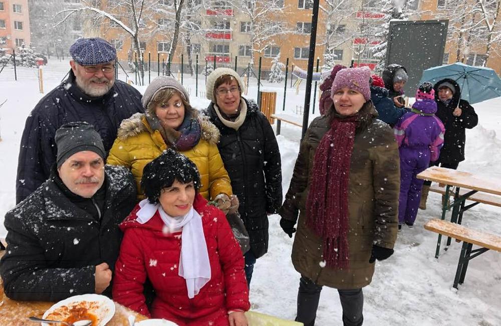 FOTO: Na novoročnom matiné v Dobšinského sade vydali 150 porcií boršču, jedlo bolo vegánske, foto 25