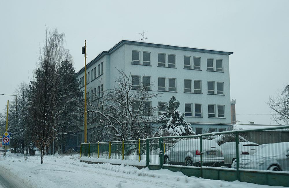 Budova bývalej Stavebnej fakulty Žilinskej univerzity na Hlinách, foto 1